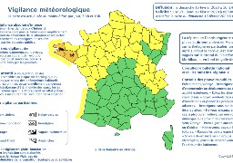 Tempête Denis: 2500 foyers privés d'électricités et accès à la mer fermés