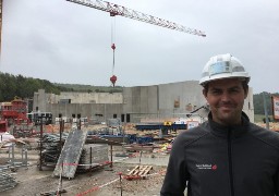 A Desvres, le future centre aquatique s’apprête à recevoir sa toiture métallique et bois !