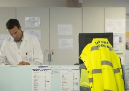 Covid : l’ARS demande aux hôpitaux de la région d’armer 96 lits supplémentaires de réanimation