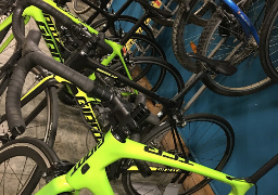 Achetez un vélo de course ou de VTT, le club SC Boulonnais vend son matériel…. 