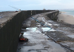 A Boulogne sur mer, la digue Carnot interdite à la pêche la nuit !