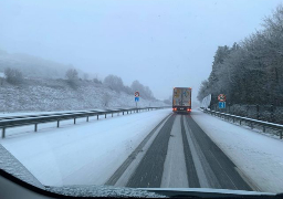 La neige est tombée dans l'arrière pays, certains axes sont bloqués