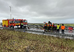 A16: accident entre un poids lourds et 3 autres véhicules ce midi près de l'aire de l'Epitre