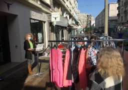 A Boulogne, les commerçants qui le peuvent, profitent de la vente à l'extérieur...