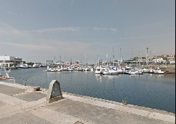 Boulogne : un automobiliste tombé dans le port ramené à la vie par les pompiers