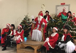 Saint-Nicolas a ravi les enfants malgré la pluie au Portel.