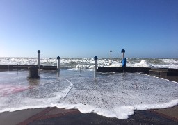 Magnifique spectacle à Wimereux pour les grandes marées