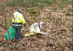 3 tonnes de déchets laissés par les migrants depuis novembre dans les zones naturelles. 