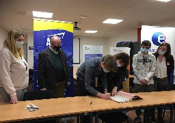 Les premiers Contrats Engagement Jeunes signés à Saint-Martin-Boulogne.