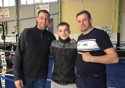 Le pompier boulonnais Keven Dhueme veut emmener un jeune boulonnais aux mondiaux de boxe anglaise. 