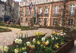 A Boulogne sur mer, Marine Le Pen est devant Emmanuel Macron.