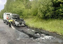 Boulonnais : une voiture prend feu sur l'A16