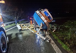 Un bateau de pêche volé retrouvé abandonné sur une bretelle de l'A16 à Marquise !