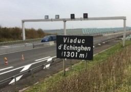 Tempête Ciaran: les poids-lourds, motos et caravanes ne peuvent plus emprunter les viaducs de l'A16