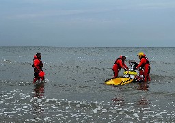 A la veille des vacances, les pompiers du Pas-de-Calais équipés de deux nouvelles motos marines 