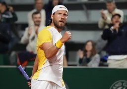 Tennis : le loonois Lucas Pouille jouera l'Open d'Australie invité par la Fédération Française de Tennis.