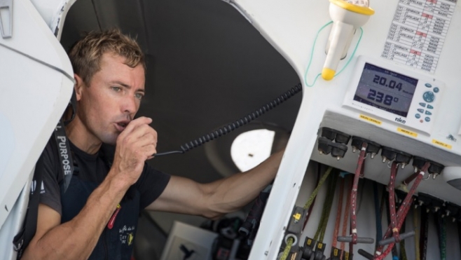 Thomas Ruyant victime d'une voie d'eau sur le Vendée Globe