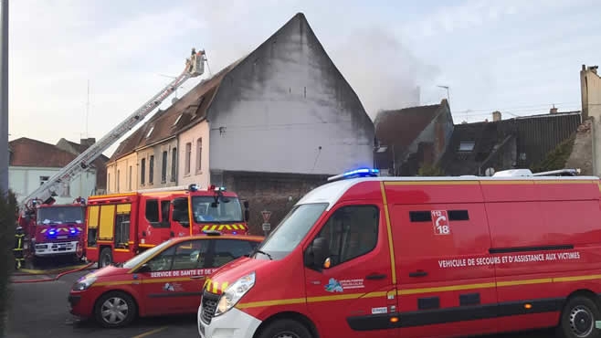 (actualisé) Hesdin: 4 personnes intoxiquées dans l'incendie d'une boulangerie.