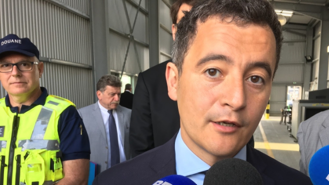 Loon-plage: Gérald Darmanin rend visite aux douaniers