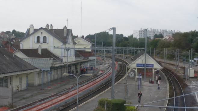 Des cars et un abonnement à 10 euros pour remplacer les trains entre Etaples et Saint-Pol-sur-ternoise!