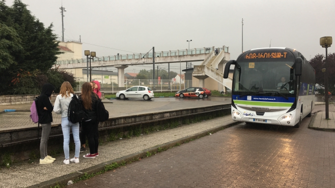 Les usagers satisfaits de la ligne de bus de substitution entre Etaples et St Pol