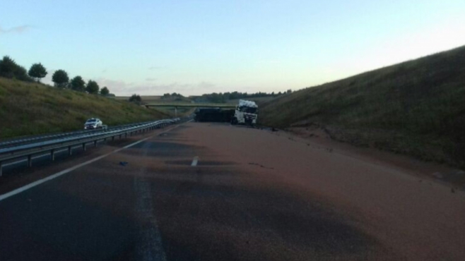 L'autoroute A16 a rouvert dans l'après-midi à Wailly-Beaucamp.