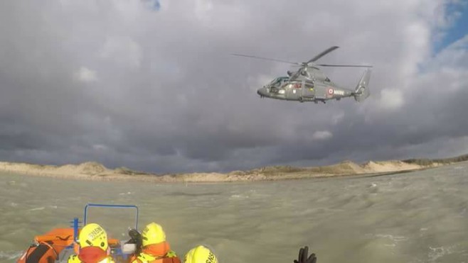 A Berck sur mer, un couple meurt emporté par la marée montante.