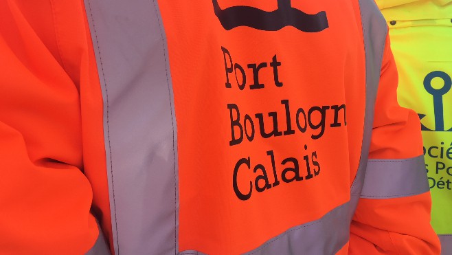 La visite du chantier de Calais port 2015 est complète