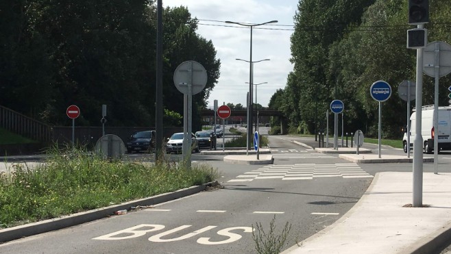 Dunkerque : Interdit de circuler dans les voies réservées aux bus !