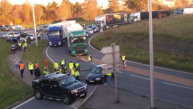 Gilets jaunes : « Les Gaulois de Calais » veulent rencontrer Emmanuel Macron