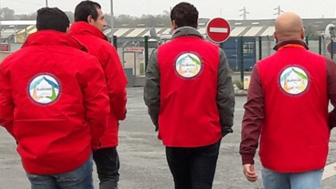 Calais : arrivée d'une marche solidaire des migrants 