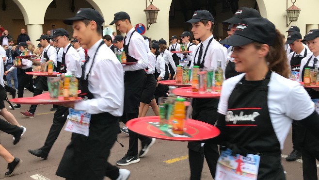 Une centaine de participants pour le retour de la Course des Garçons de Cafés au Touquet !