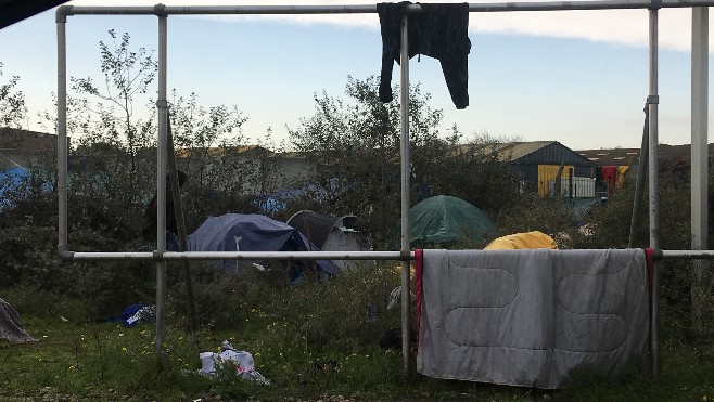 Grosse opération d’évacuation de camp de migrants à Calais