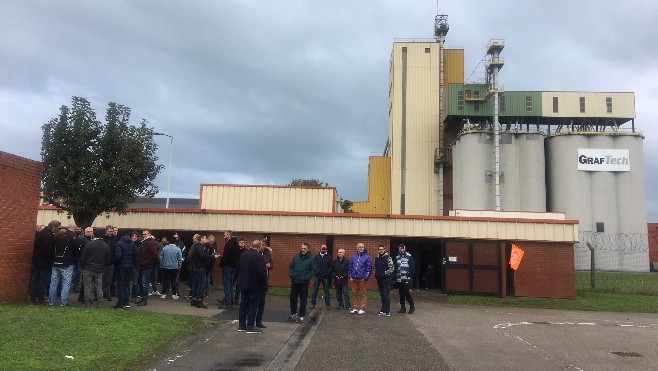 La grève se poursuit chez Graftech à Calais au moins jusque jeudi matin