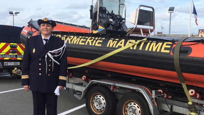 Nathalie Duret, nouveau Chef d’Escadron, commandant de compagnie à la Gendarmerie Maritime de Calais 