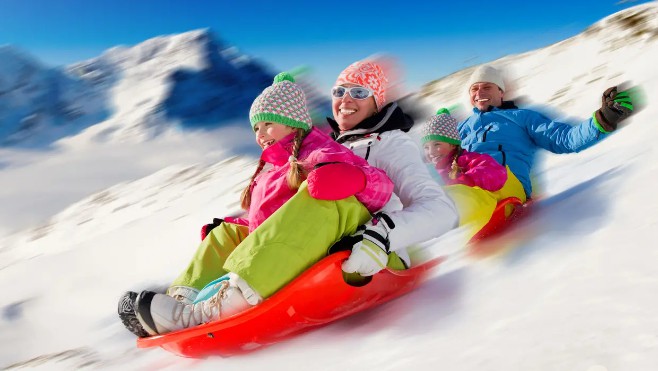 Piste de luge et patinoire s'invitent à Cayeux-sur-Mer pendant les fêtes !