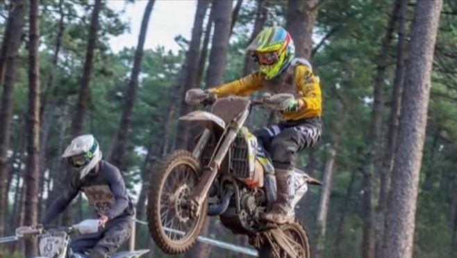 César Huchin participe à son 4ème enduro, mais son premier en catégorie « junior »