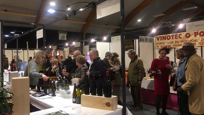 Les amateurs de vins se sont retrouvés ce week-end au Touquet pour le salon du vin au féminin