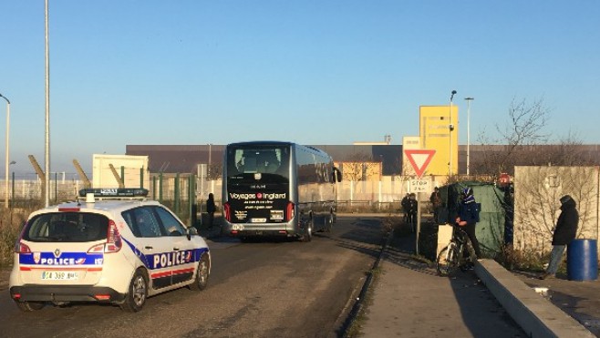 Evacuation de migrants ce matin zone des Dunes à Calais