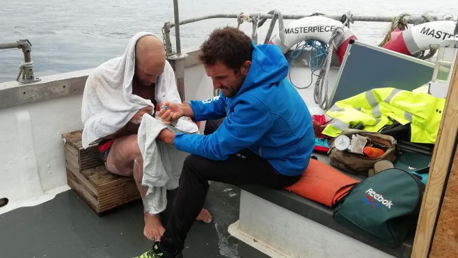 Julien Barbeau abandonne sa traversée de la Manche à la nage