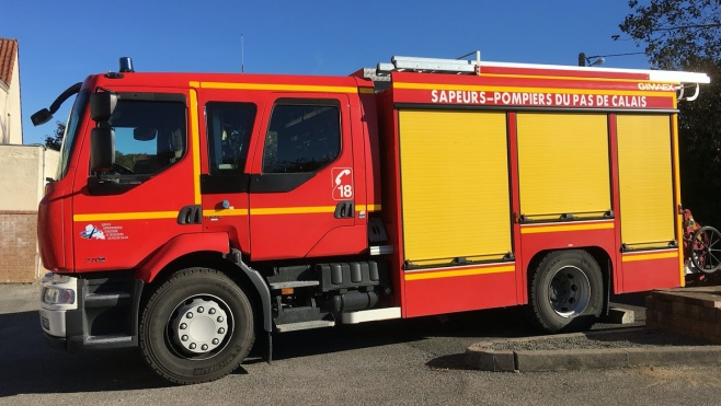 A Conchil Le Temple : un feu se déclenche dans une chambre.