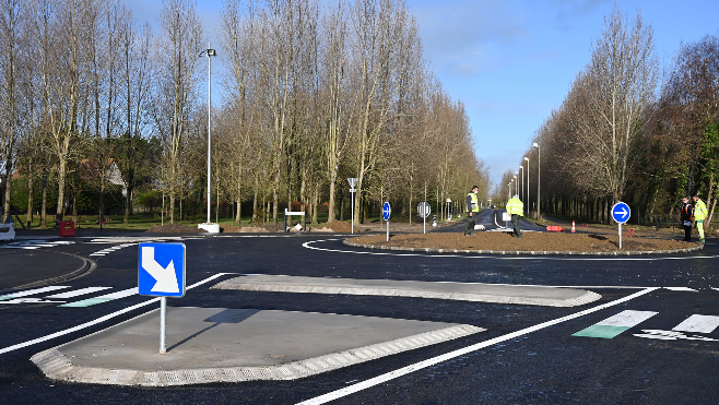 Berck: le nouveau giratoire, avenue du 8 Mai, ouvert à la circulation