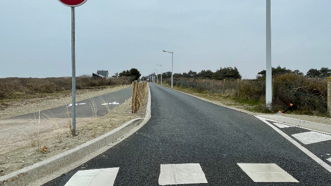 Cayeux: expérimentation d'une portion de piste cyclable et piétonne phosphorescente