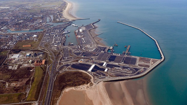 Découvrez en images le nouveau port de Calais !