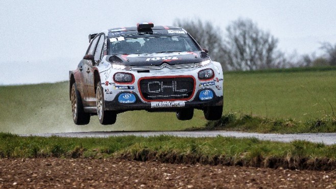 Des sorties de routes et une maison percutée quatre fois sur le Rallye du Touquet