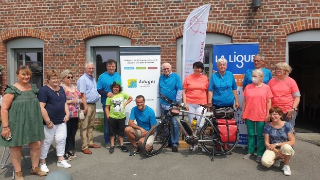 « Au delà du cancer », ils vont parcourir la vélomaritime du Touquet à Dunkerque !