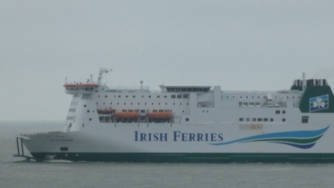 Irish Ferries a débuté ses traversées entre Calais et Douvres.