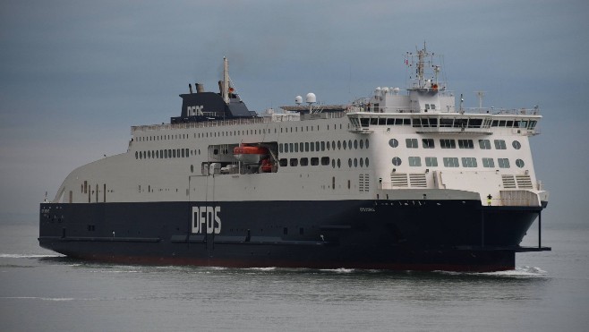 DFDS a baptisé son plus grand ferry le Côte d'Opale !