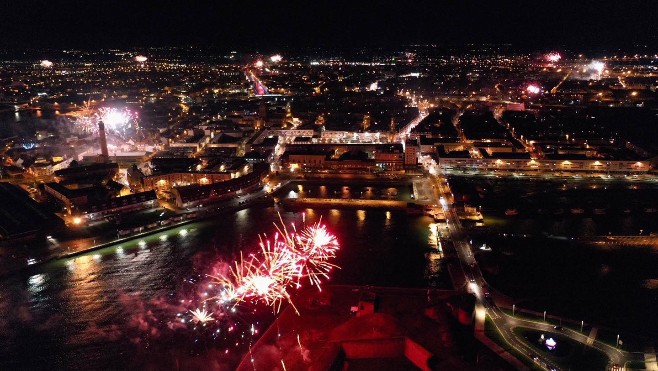 Calais : 15 feux d'artifices tirés en même temps ce dimanche à 23h !