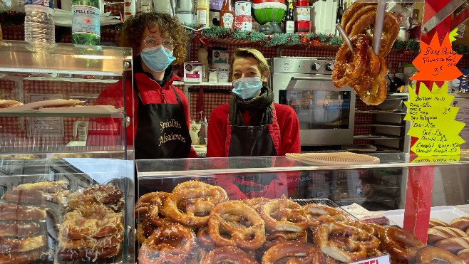 Amiens: le marché de Noël retrouve ses touristes et les locaux